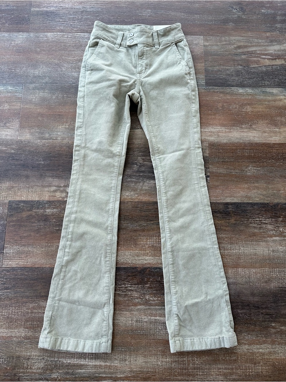 American Eagle High rise Kick Boot Corduroy Pants Size 00